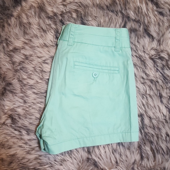 J.Crew Broken In Chino Shorts -00 - Picture 2 of 3
